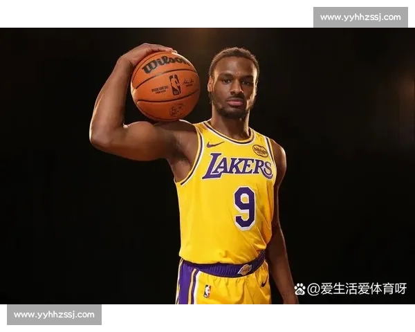 布朗尼特训强化投篮空间能力 剑指夏季联赛首战状元对决